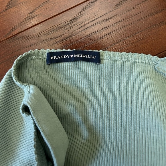 Brandy Melville Ribbed Tank One Size Green 100% cotton made in Italy - Picture 6 of 8